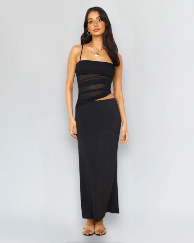 AVOKI MAXI DRESS -BLACK