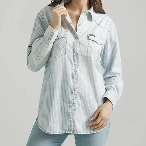 Wrangler Retro Women's Boyfriend L/S Western Snap Shirt in Blue & White Texture Stripe