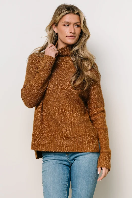 Oaklynn Turtleneck Sweater | Dark Camel