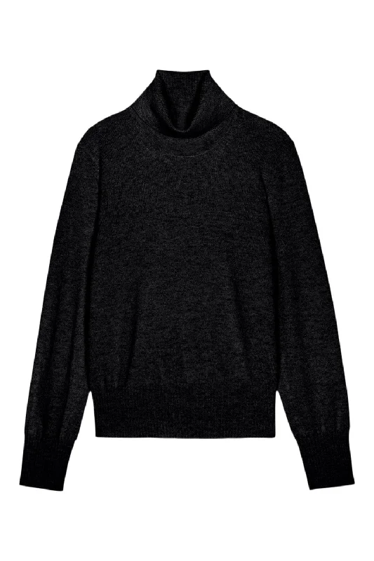 The Great Cashmere Turtleneck Sweater in Black